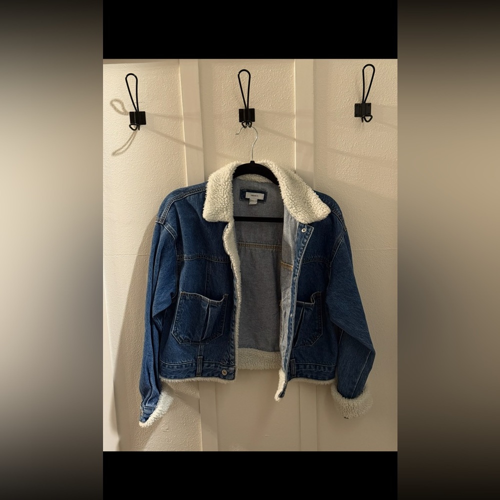 Forever 21 Blue Denim Sherpa Jean Jacket with White Lining